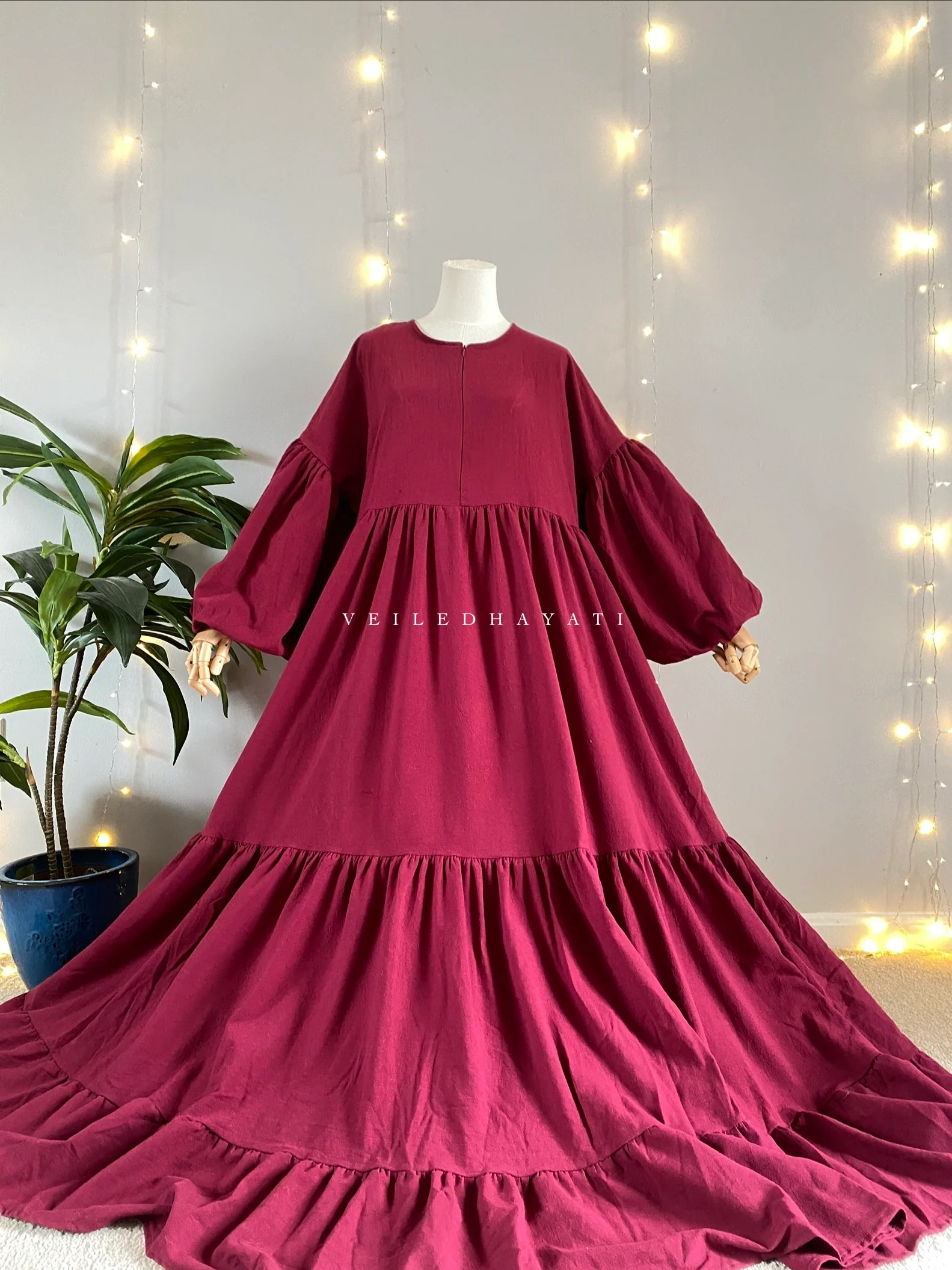 ౨ৎ Abayas